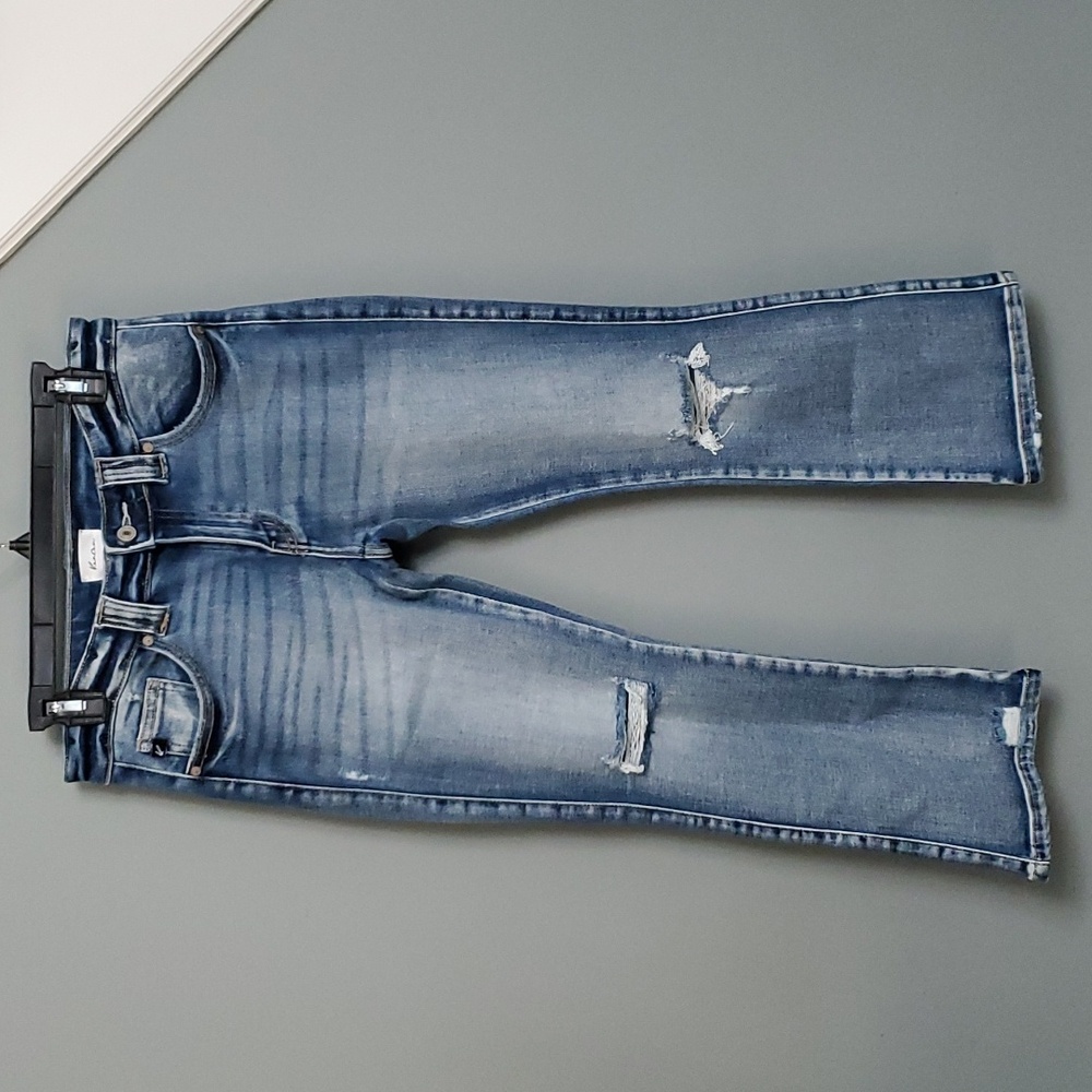 Wms KANCAN Distressed jeans (sz 7/27)